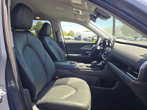 Certified 2026 Toyota Grand Highlander FWD image 10