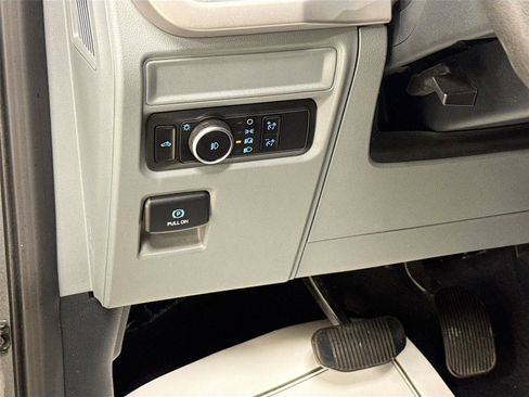 Used 2023 Ford F150 XLT image 10