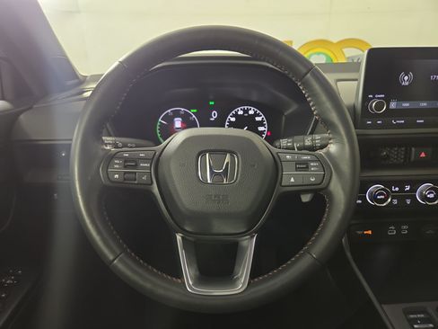 Used 2024 Honda CR-V Sport image 14