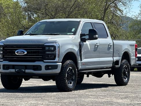 New 2026 Ford F350 Platinum w/ Tremor Off-Road Package image 7