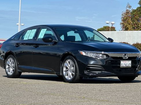 Used 2019 Honda Accord LX image 5