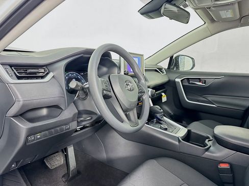 New 2025 Toyota RAV4 XLE image 11