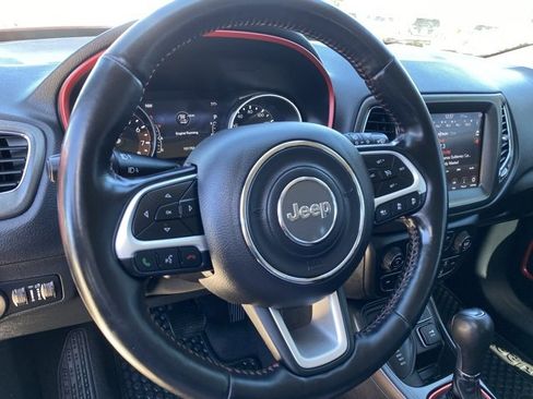 Used 2021 Jeep Compass Trailhawk image 12