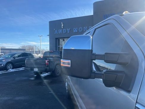 Used 2020 Ford F350 Platinum image 3