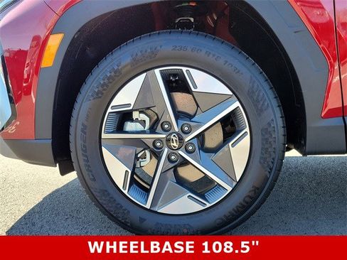 Certified 2025 Hyundai Tucson SEL image 9