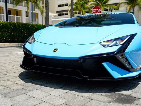 Used 2024 Lamborghini Huracan Tecnica RWD image 42