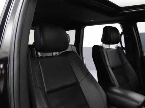 Used 2018 Jeep Grand Cherokee Altitude image 43