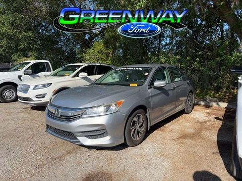 Used 2017 Honda Accord LX image 1