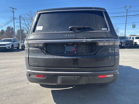 New 2026 Jeep Grand Wagoneer 4WD image 4