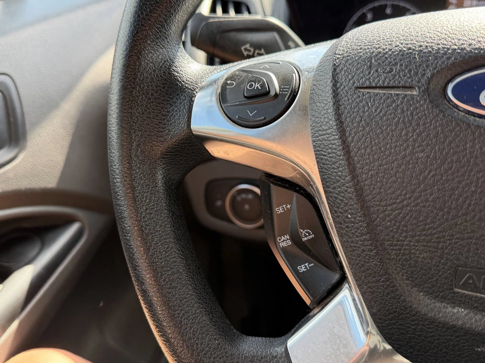Used 2019 Ford Transit Connect XL FWD image 13