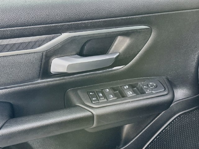 Used 2025 RAM 1500 Big Horn AWD/4WD image 25