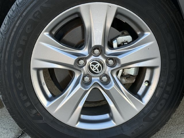 Used 2023 Toyota RAV4 XLE w/ XLE Grade Weather Package AWD/4WD image 10
