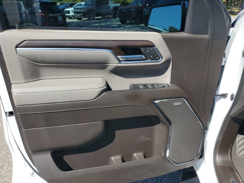 Used 2023 GMC Sierra 1500 SLT w/ SLT Premium Plus Package AWD/4WD image 26