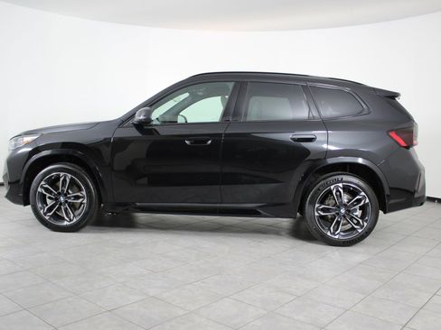 Used 2026 BMW X1 xDrive28i w/ Technology Package image 2