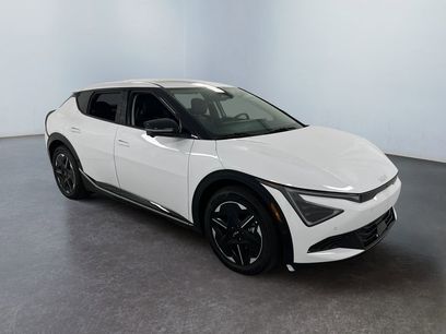 New 2025 Kia EV6 Wind
