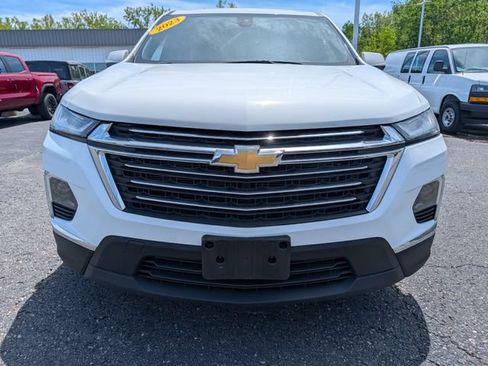 Used 2023 Chevrolet Traverse LT AWD/4WD image 12