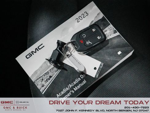 Used 2023 GMC Acadia AT4 w/ Preferred Package image 27