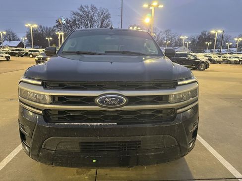 Used 2024 Ford Expedition XLT image 8