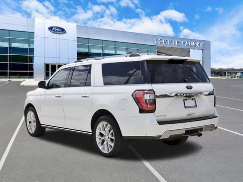 Used 2018 Ford Expedition Max Limited w/ Equipment Group 302A RWD image 2