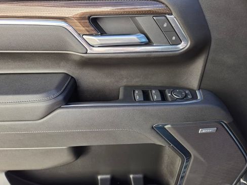 Certified 2025 Chevrolet Silverado 1500 LT Trail Boss w/ LT Trail Boss Premium Package AWD/4WD image 17