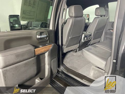 Used 2021 Chevrolet Silverado 2500 High Country w/ Z71 Off-Road Package AWD/4WD image 20