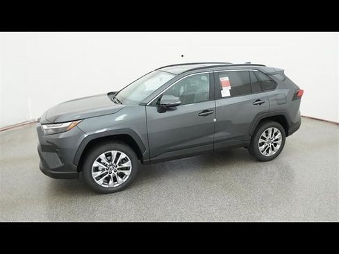 Used 2025 Toyota RAV4 XLE Premium image 35