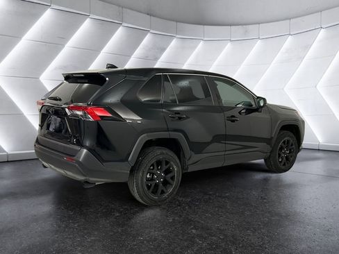 Used 2023 Toyota RAV4 LE FWD image 4