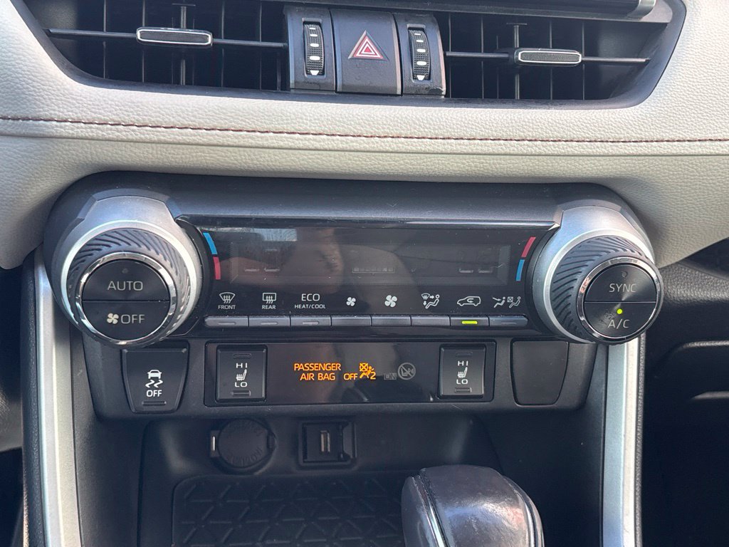 Used 2021 Toyota RAV4 XLE Premium AWD/4WD image 14