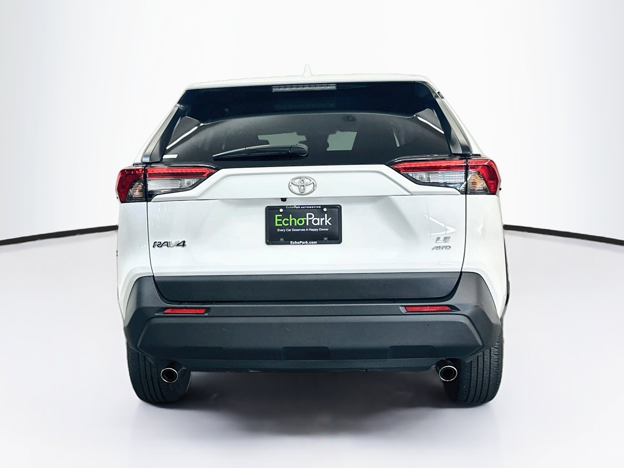 Used 2025 Toyota RAV4 LE AWD/4WD image 7