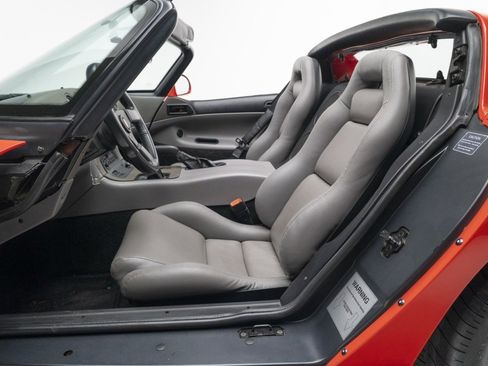 Used 1993 Dodge Viper RT/10 image 17