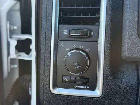 Used 2015 RAM 1500 Outdoorsman image 17