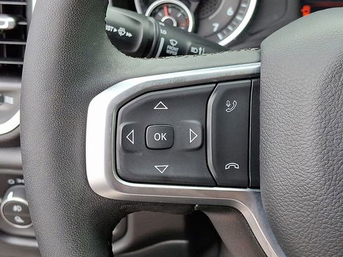 Certified 2025 RAM 1500 Lone Star AWD/4WD image 19