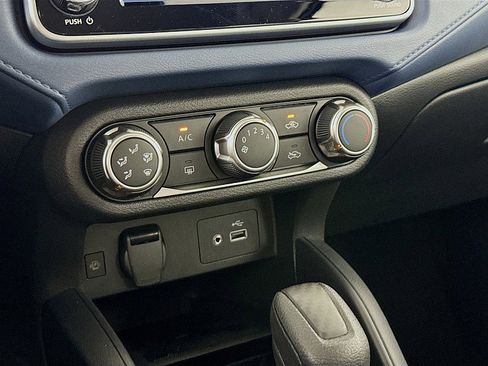 New 2025 Nissan Versa SV w/ Trunk Package image 16