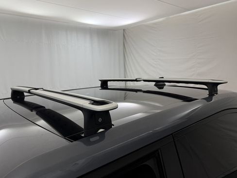 Used 2022 Rivian R1T Launch Edition image 8