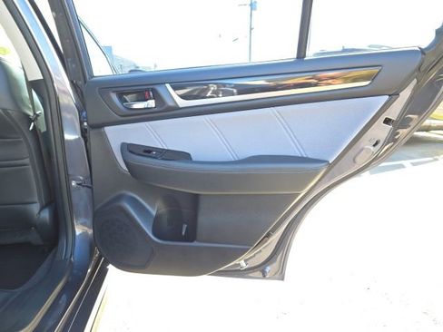 Used 2017 Subaru Legacy 2.5i Sport image 23