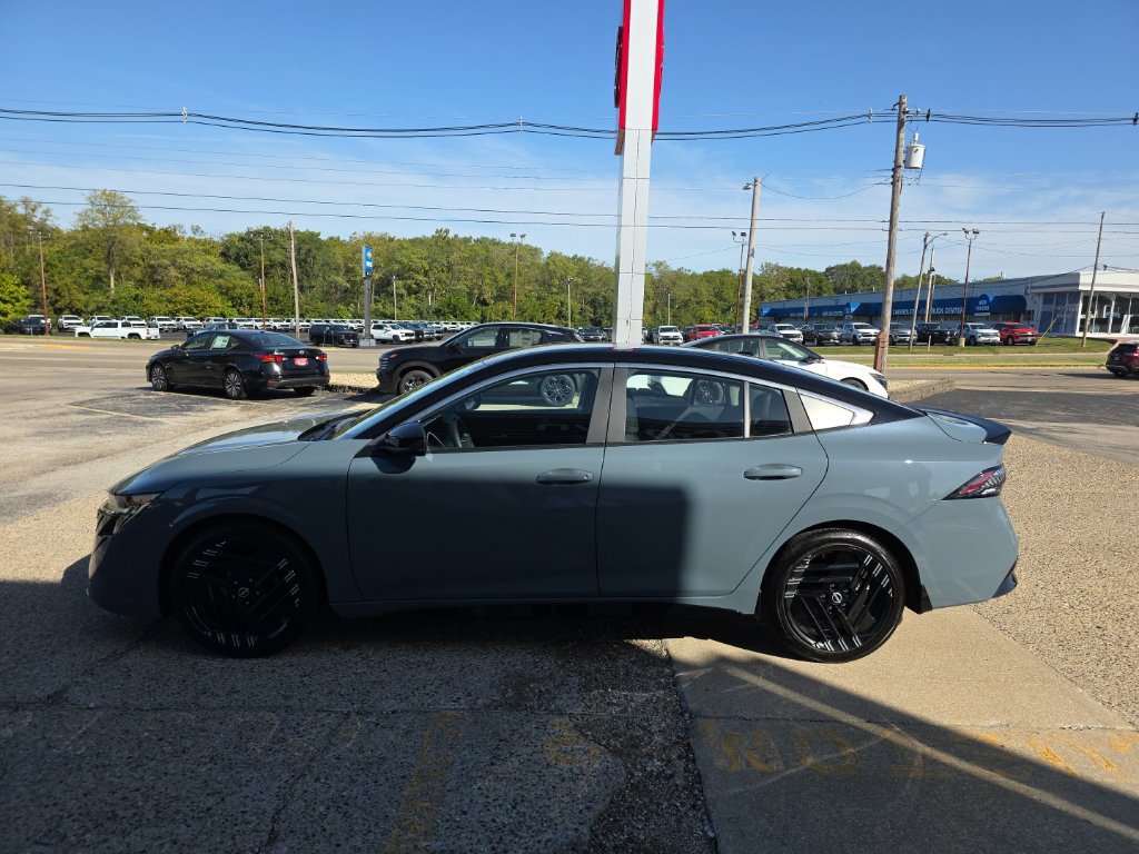 Certified 2026 Nissan Sentra SR w/ SR All Weather Package FWD image 7