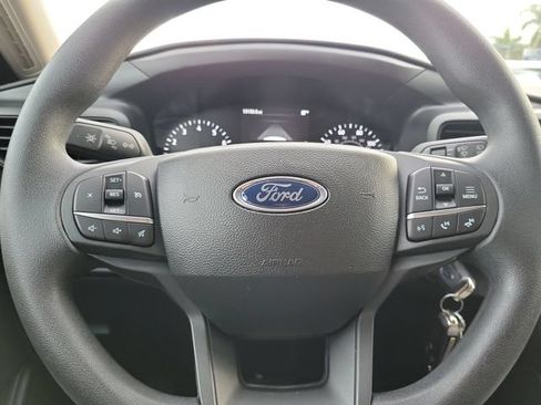 Used 2023 Ford Explorer 2WD image 16