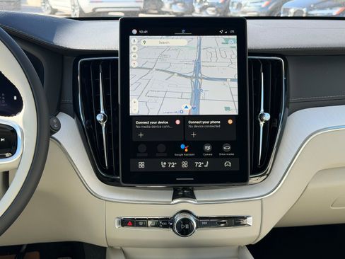 New 2026 Volvo XC60 B5 Ultra w/ Protection Package Premier image 12