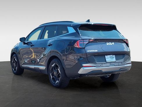 Used 2026 Kia Sportage EX w/ EX Panorama Roof Package FWD image 7