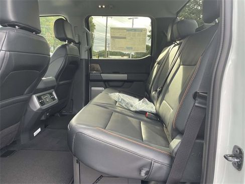 New 2026 Ford F250 Lariat w/ FX4 Off-Road Package image 11