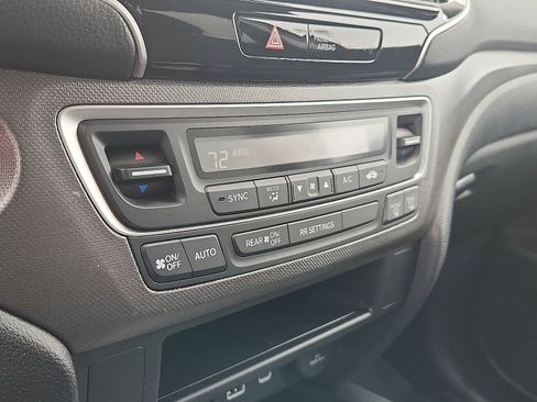 Certified 2025 Honda Ridgeline Sport image 17