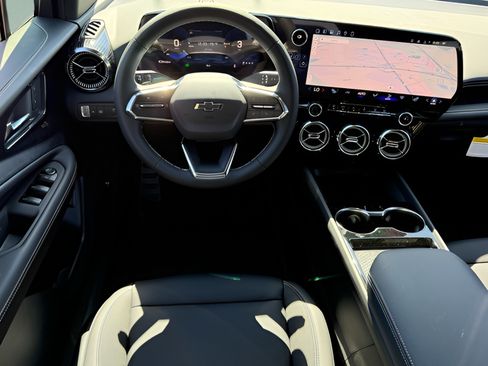 New 2026 Chevrolet Blazer EV LT FWD image 9