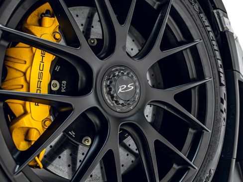 Used 2018 Porsche 911 GT2 RS RWD image 34