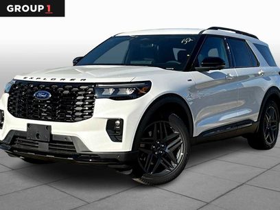 New 2025 Ford Explorer ST-Line w/ Premium Package