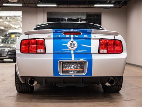 Used 2009 Ford Mustang Shelby GT500 RWD image 37