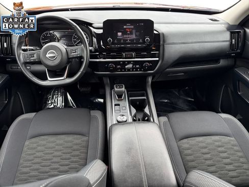 Certified 2025 Nissan Pathfinder SV AWD/4WD image 10