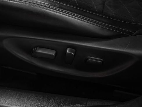 Used 2016 Nissan Maxima SR image 29