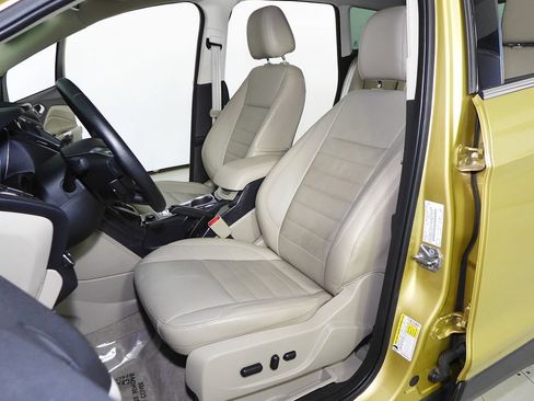 Used 2014 Ford Escape Titanium FWD image 22