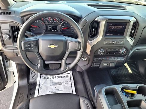 Used 2023 Chevrolet Silverado 1500 W/T w/ Trailering Package image 9