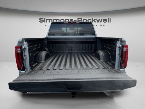 New 2026 GMC Sierra 2500 SLT w/ SLT Premium Package image 25